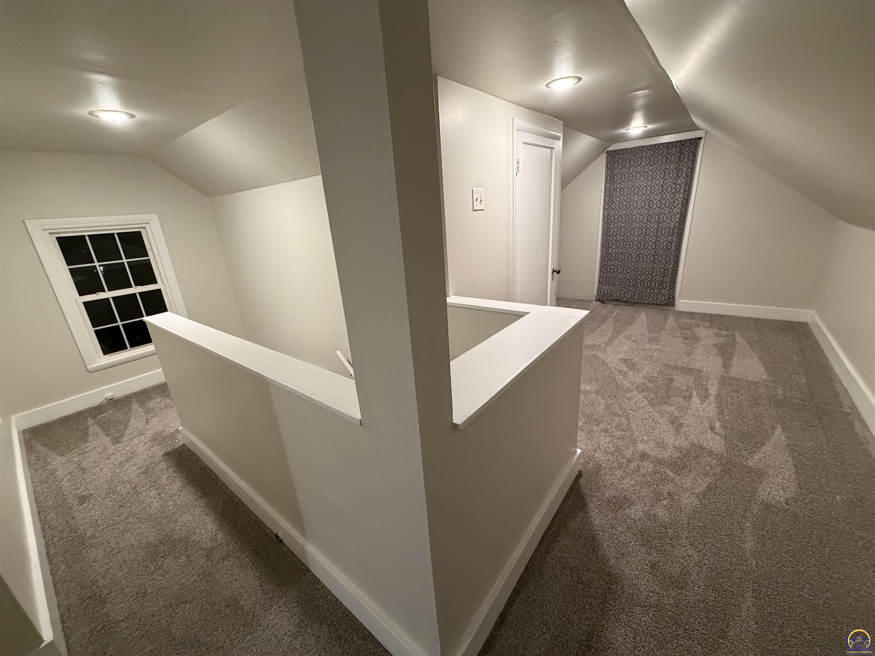 1812 Southwest Webster Avenue Topeka, KS 66604 - Photo 14 of 25