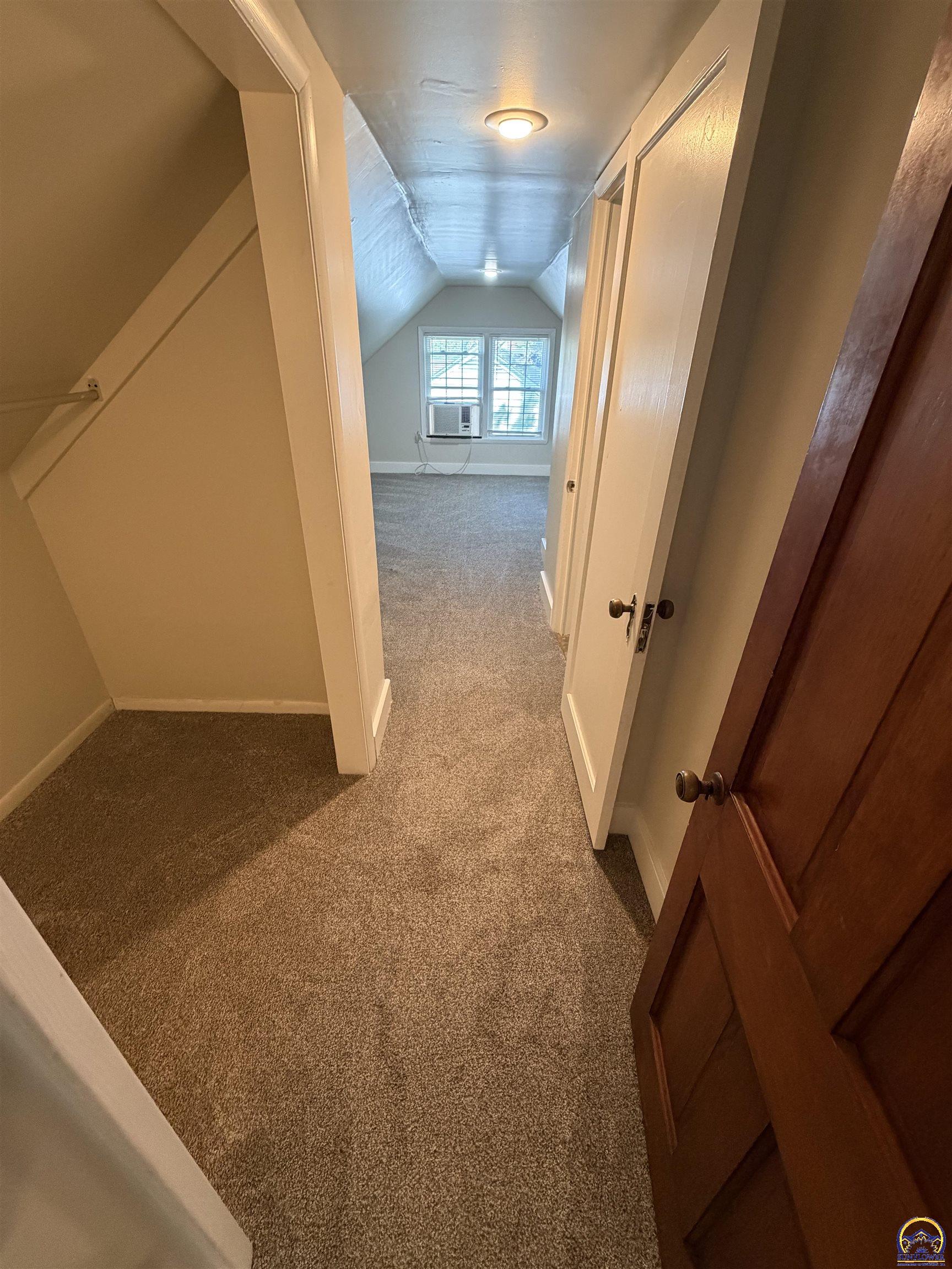 1812 Southwest Webster Avenue Topeka, KS 66604 - Photo 19 of 25