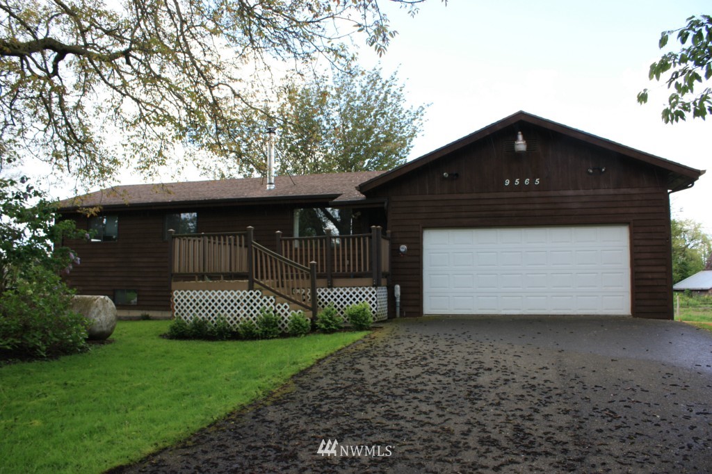 9565 Swartwood Road Sumas, WA 98295 - Photo 1 of 22