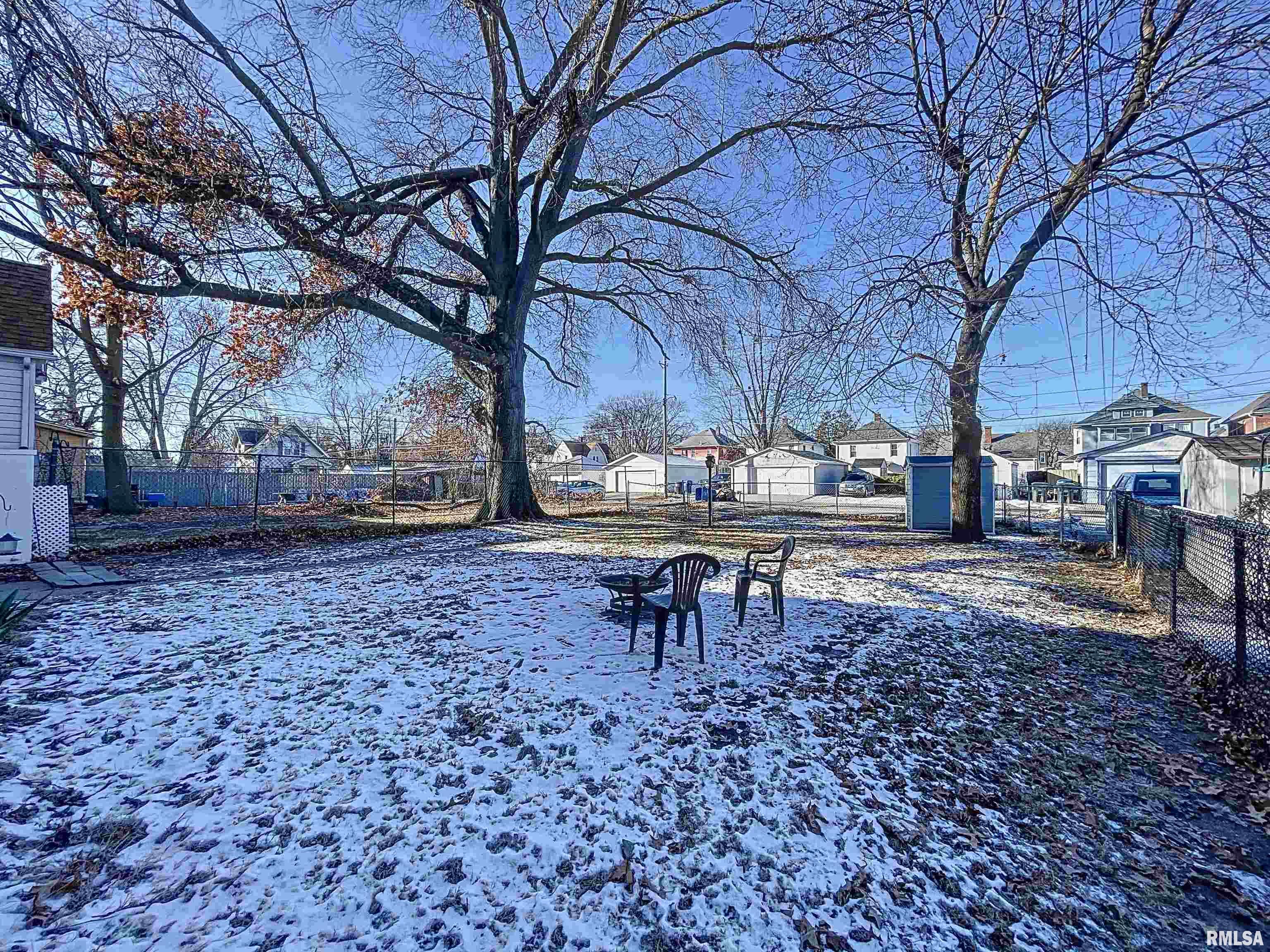 1915 15th Street Moline, IL 61265 - Photo 39 of 42 Gallery Image 39