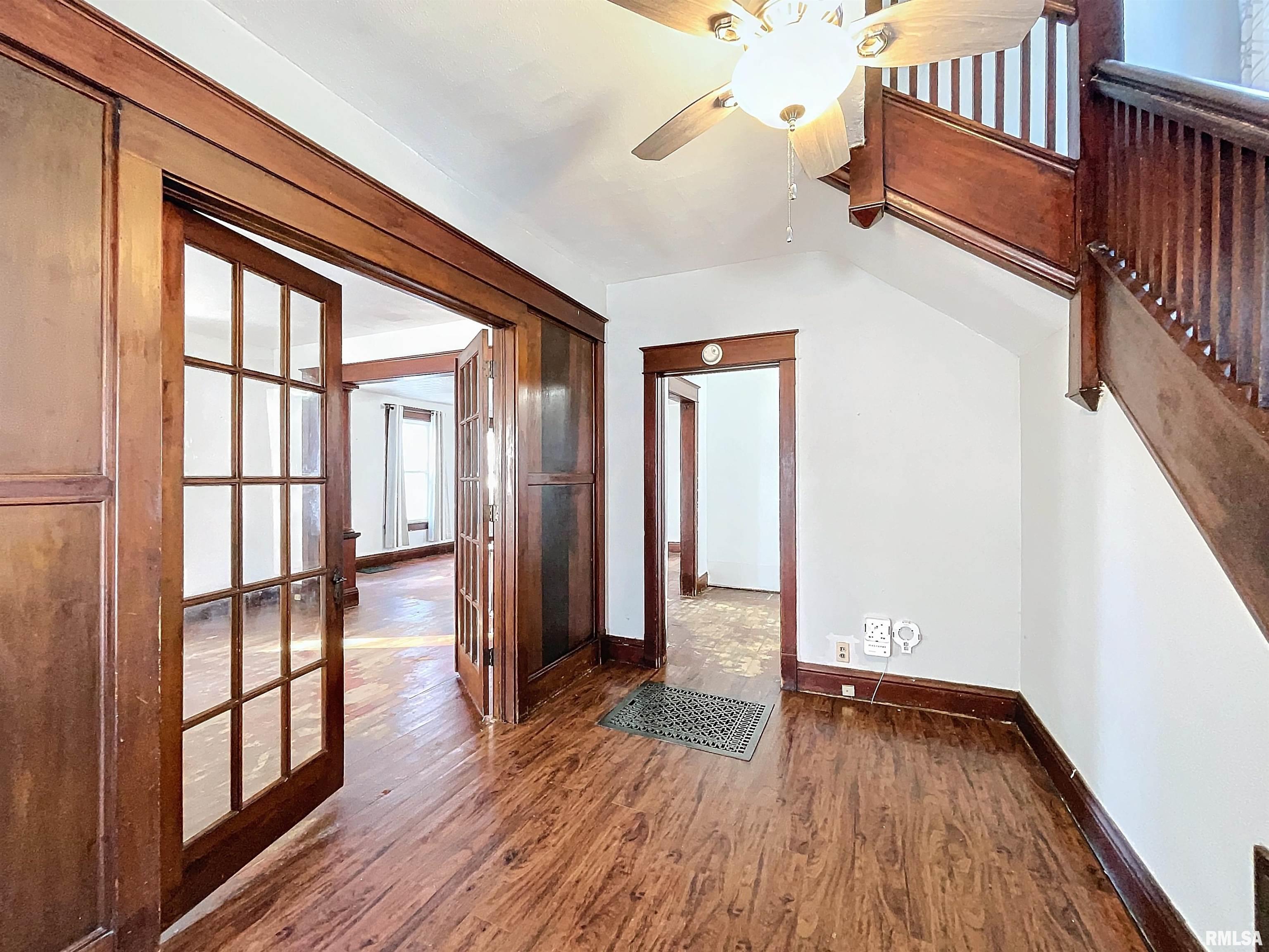 1915 15th Street Moline, IL 61265 - Photo 8 of 42 Gallery Image 8