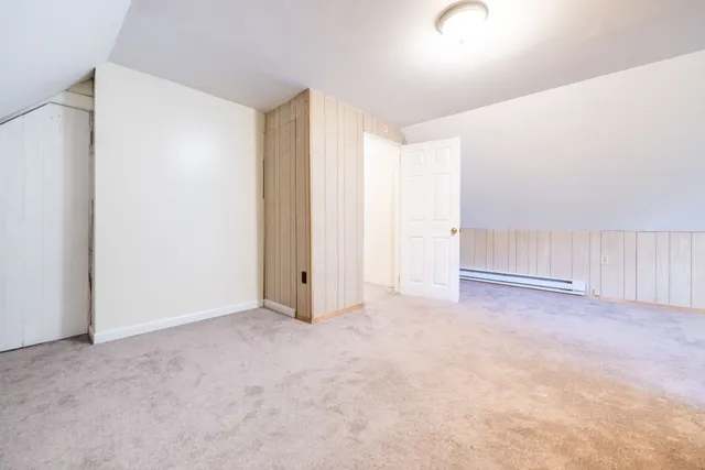 $1,850 | 54 Mowry Avenue, Norwich, CT 06360