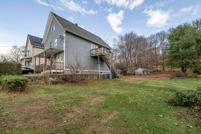 $1,850 | 54 Mowry Avenue, Norwich, CT 06360