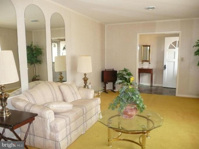 5502 Bonnie Brook Road Cambridge, MD 21613 - Photo 3 of 18 Living Room #2