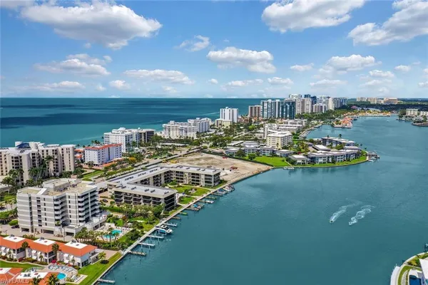 $8,500 | 3200 Gulf Shore Boulevard North, Unit 105, Naples, FL 34103