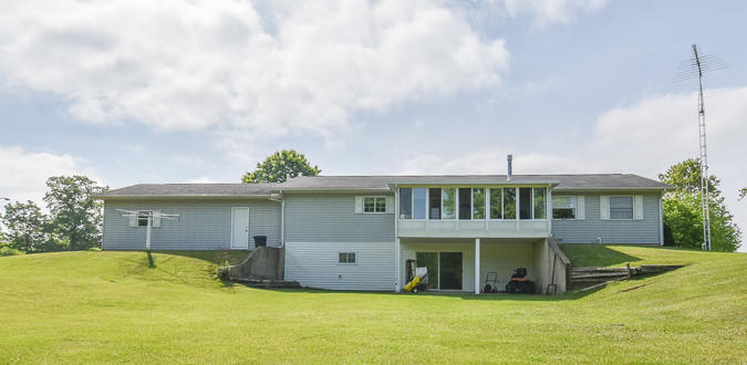 10000 Poats Road Montgomery, MI 49255 - Photo 2 of 65 DSC_1367