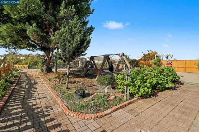 $1,038,300 | 5701 Oakmont Drive, Richmond, CA 94806