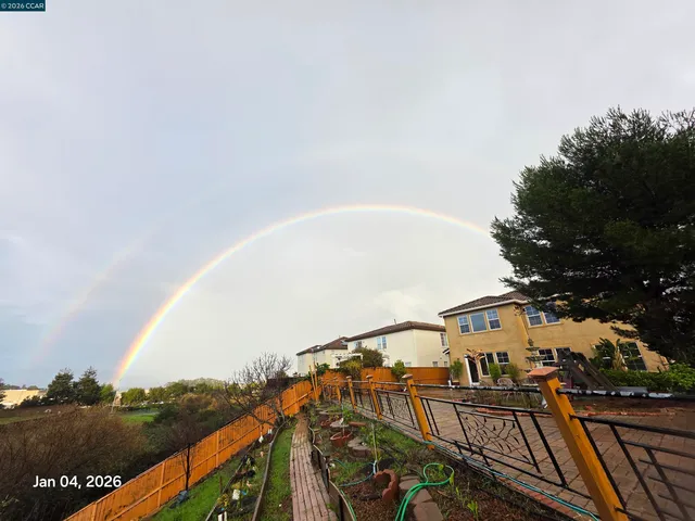 $1,038,300 | 5701 Oakmont Drive, Richmond, CA 94806