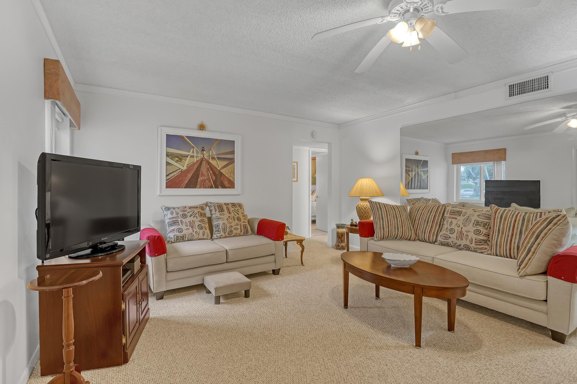 337 Pine Ridge Circle, Unit A1 Greenacres, FL 33463 - Photo 10 of 40 Image00009