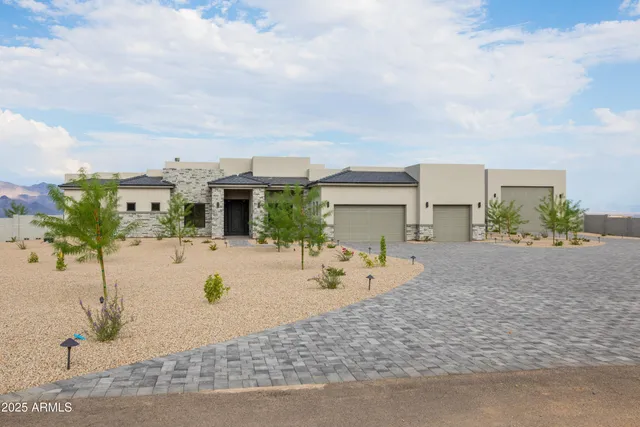 $2,390,000 | 28909 North 161st Place, Scottsdale, AZ 85262