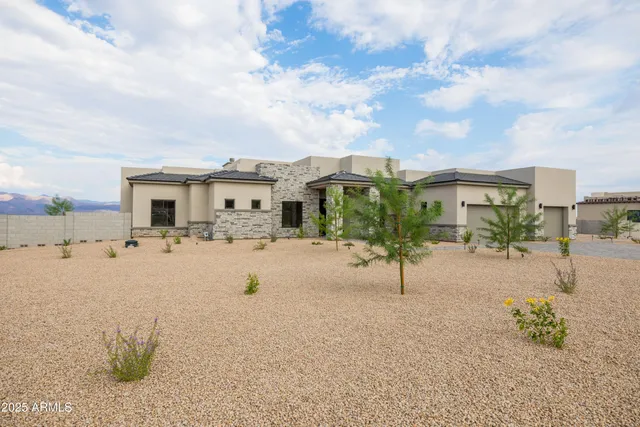 $2,390,000 | 28909 North 161st Place, Scottsdale, AZ 85262