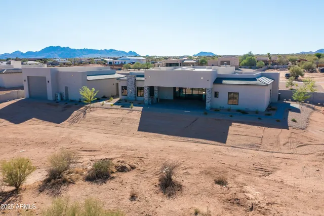 $2,390,000 | 28909 North 161st Place, Scottsdale, AZ 85262