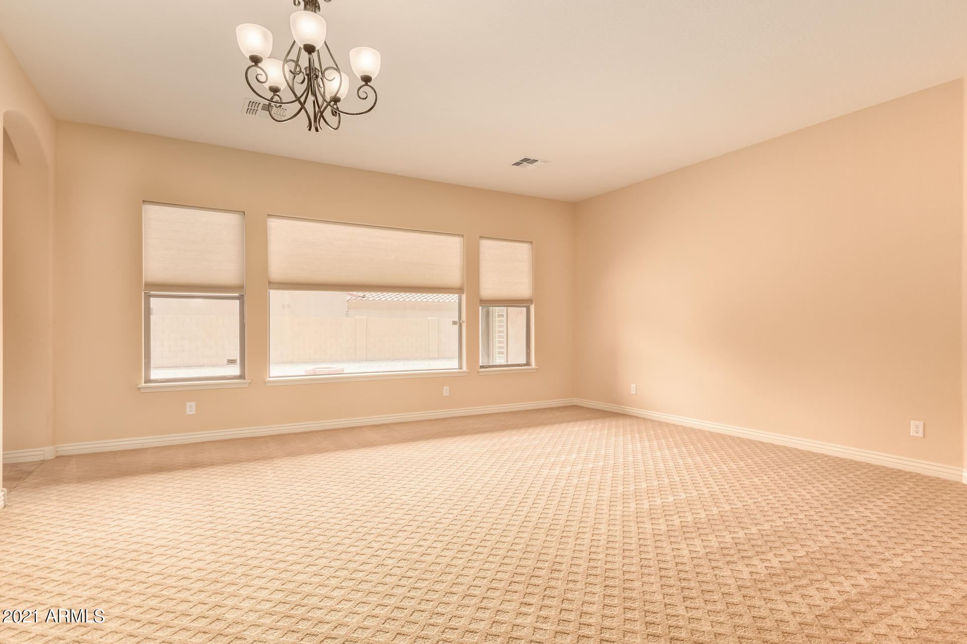 18175 West Narramore Road Goodyear, AZ 85338 - Photo 11 of 53