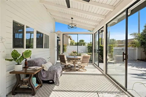 $2,549,000 | 22041 Jonesport Lane, Huntington Beach, CA 92646