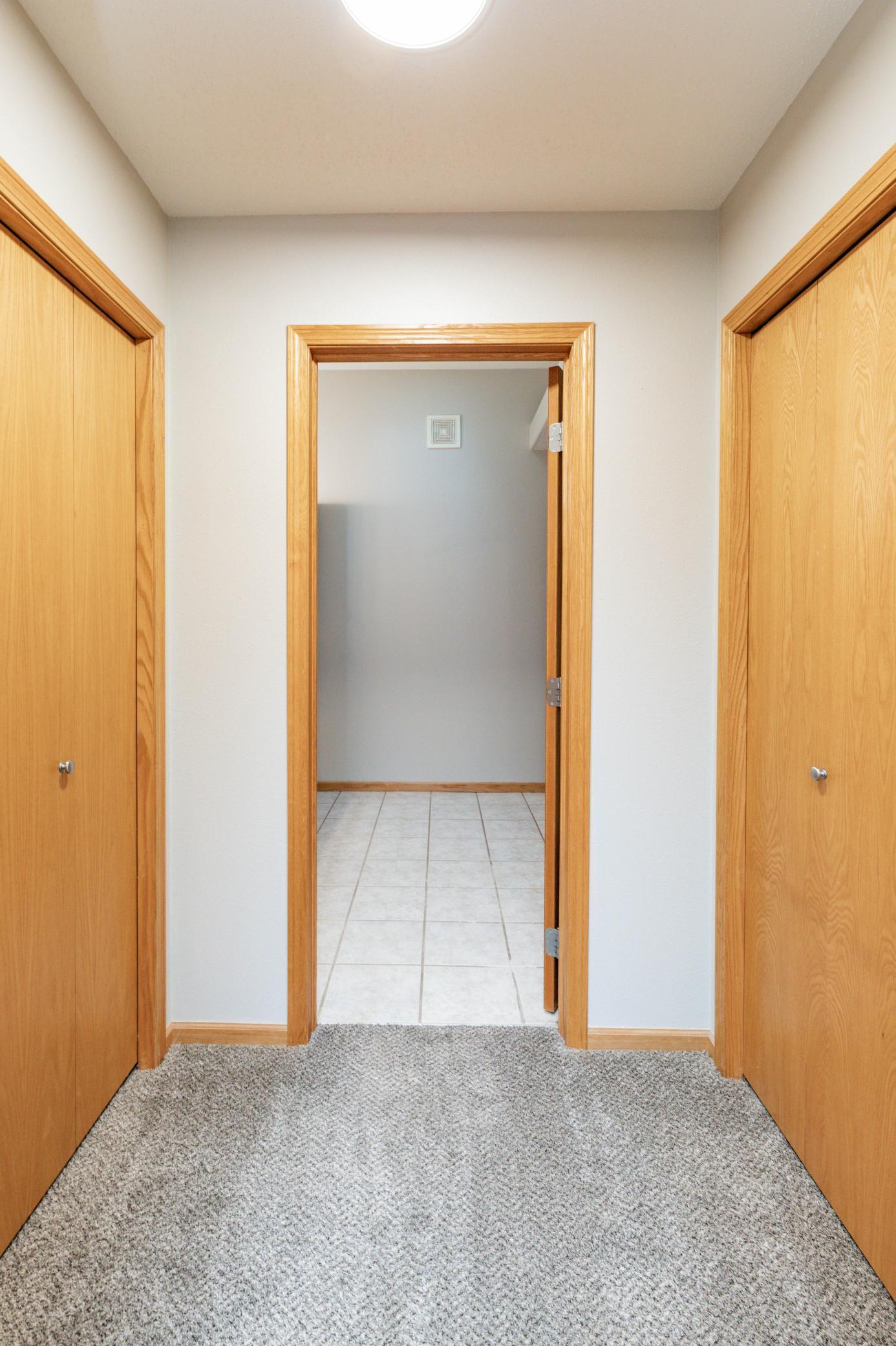 3594 Taylor Street South Fargo, ND 58104 - Photo 15 of 36