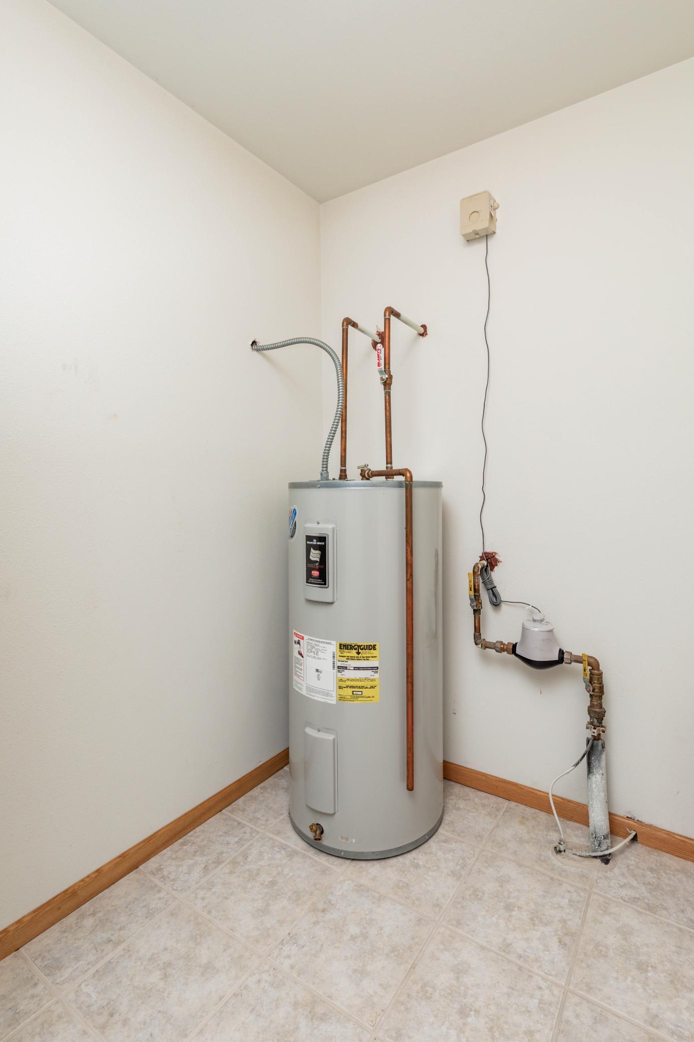 3594 Taylor Street South Fargo, ND 58104 - Photo 21 of 36