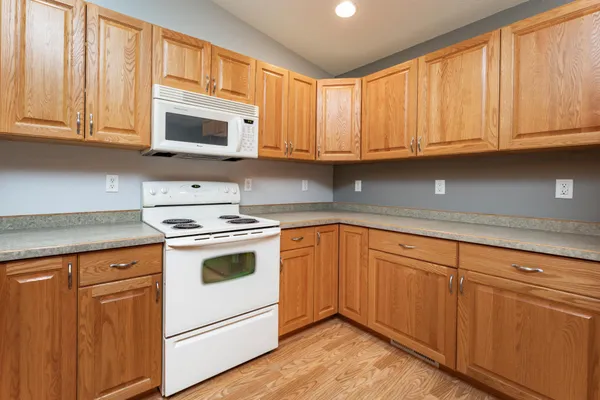 $299,900 | 3594 Taylor Street South, Fargo, ND 58104