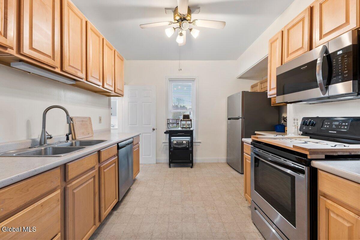 20 Prospect Street Granville, NY 12832 - Photo 4 of 29 IMG_8199