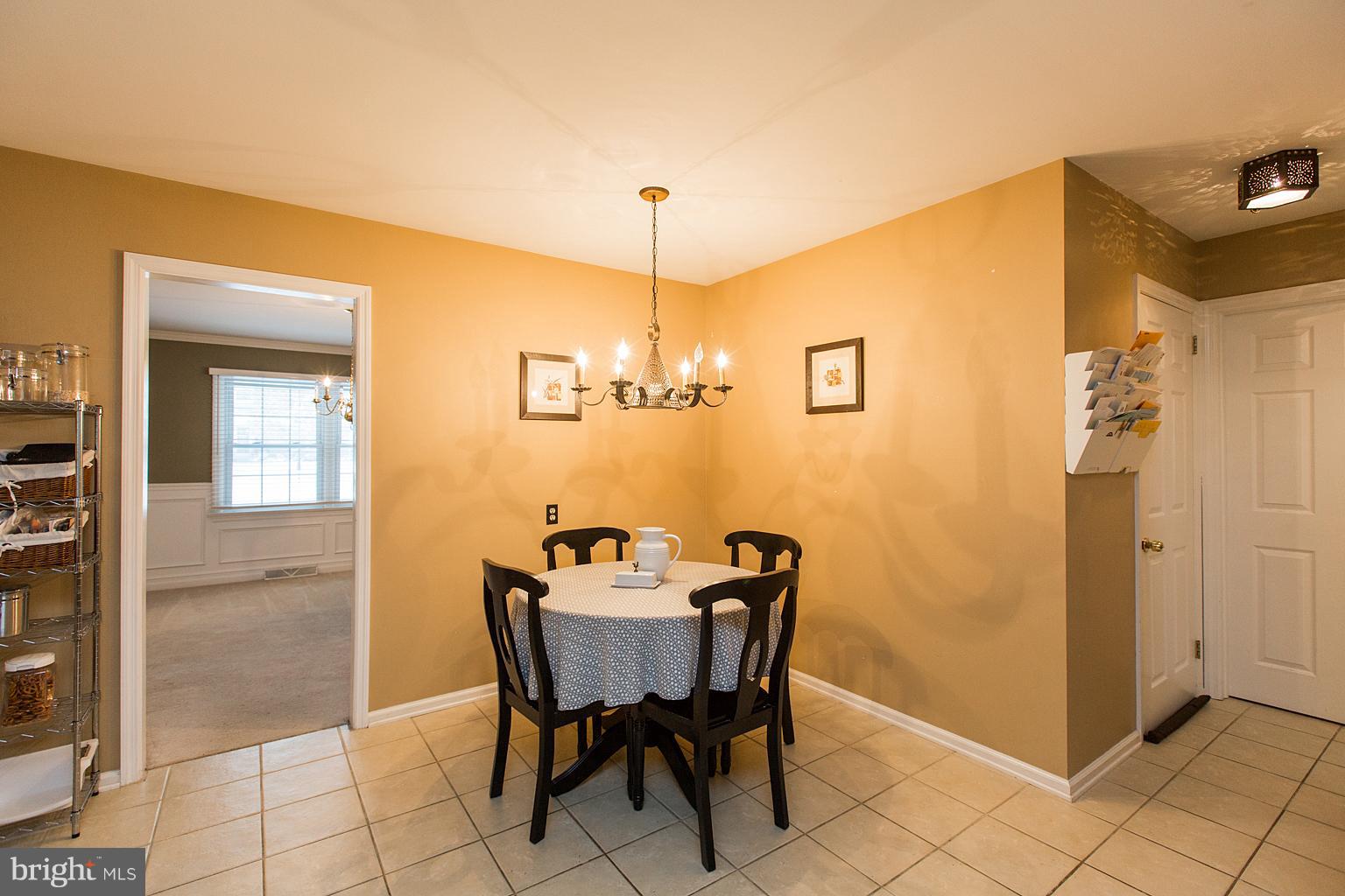 620 Candlewyck Road Lancaster, PA 17601 - Photo 12 of 47 eat in breakfast area