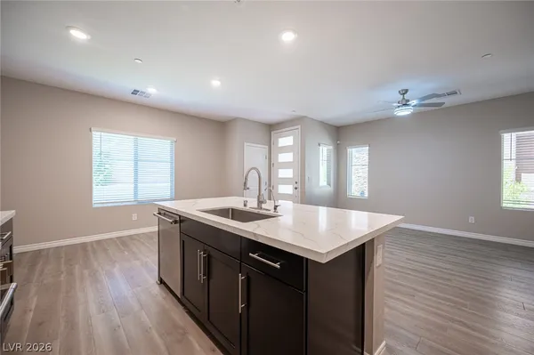 $3,000 | 600 Carriage Hill Drive, Unit 1053, Las Vegas, NV 89138