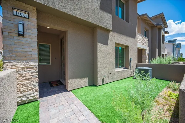 $3,000 | 600 Carriage Hill Drive, Unit 1053, Las Vegas, NV 89138