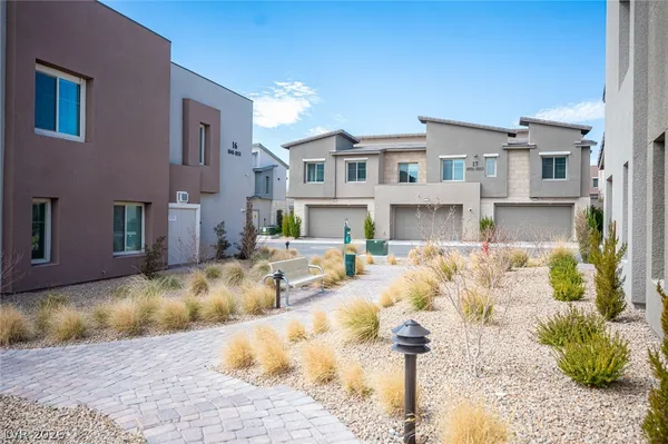 $3,000 | 600 Carriage Hill Drive, Unit 1053, Las Vegas, NV 89138