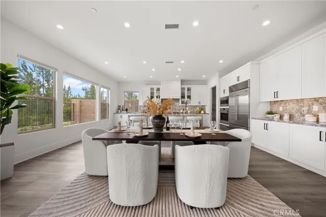 $9,800 | 59 Longchamp, Irvine, CA 92602