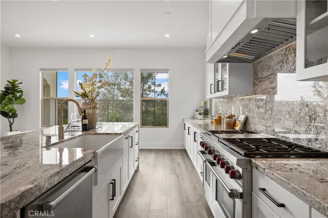 $9,800 | 59 Longchamp, Irvine, CA 92602