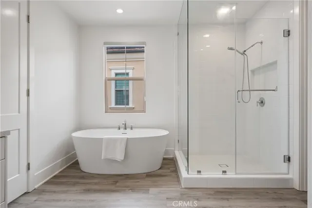 $9,800 | 59 Longchamp, Irvine, CA 92602