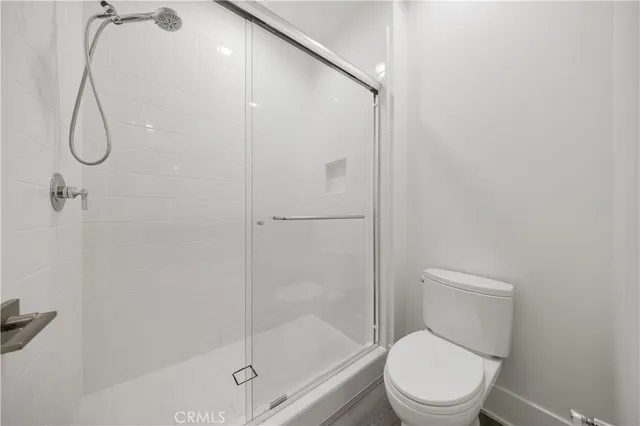 $9,800 | 59 Longchamp, Irvine, CA 92602