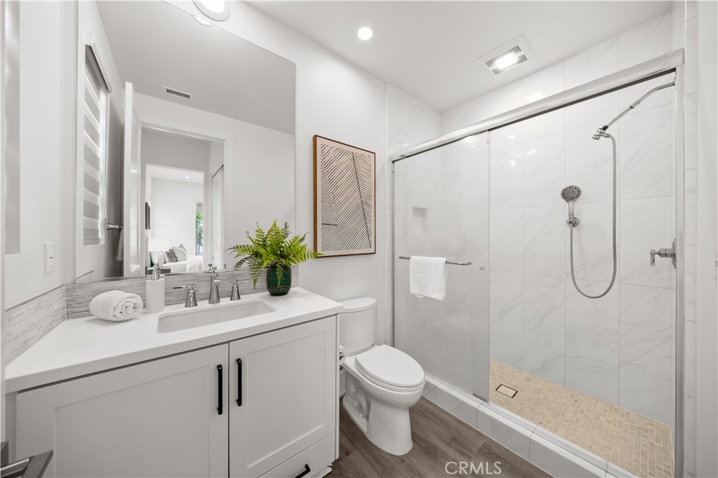 59 Longchamp Irvine, CA 92602 - Photo 6 of 31