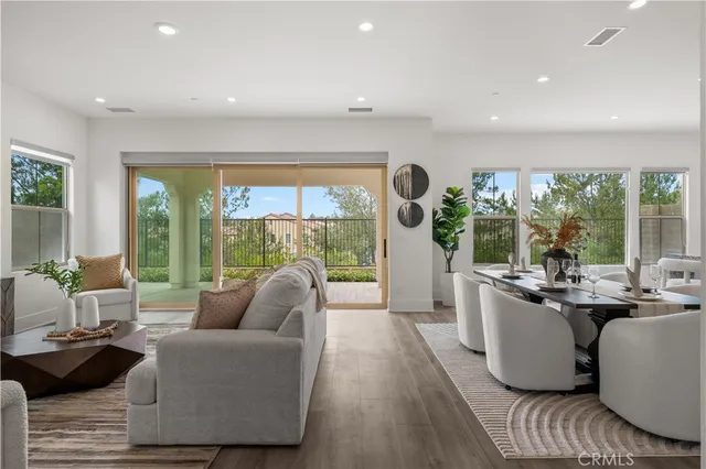 $9,800 | 59 Longchamp, Irvine, CA 92602