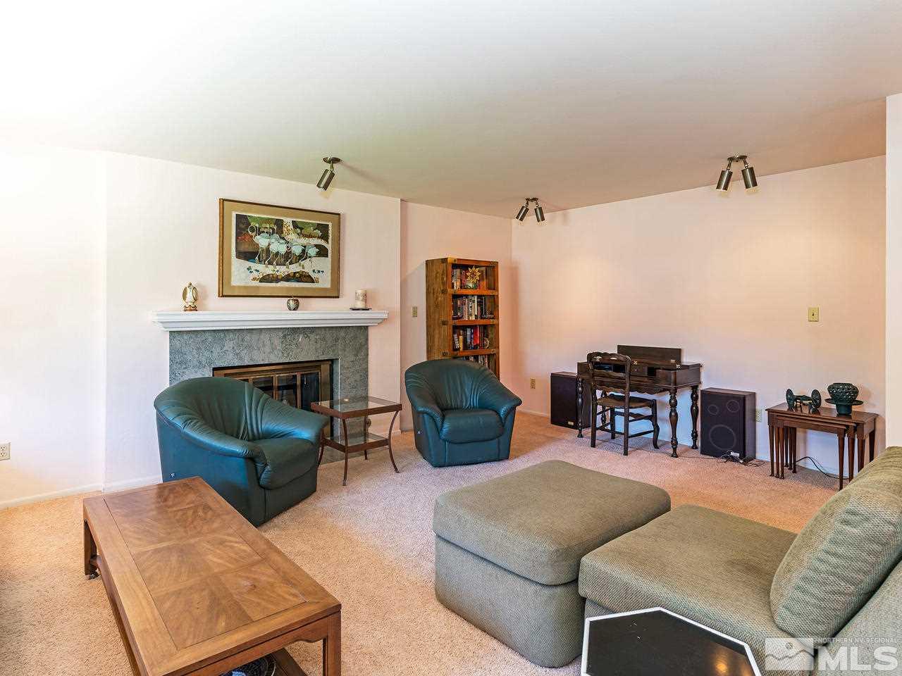 4135 Inwood Lane Reno, NV 89502 - Photo 4 of 19 Photo 4