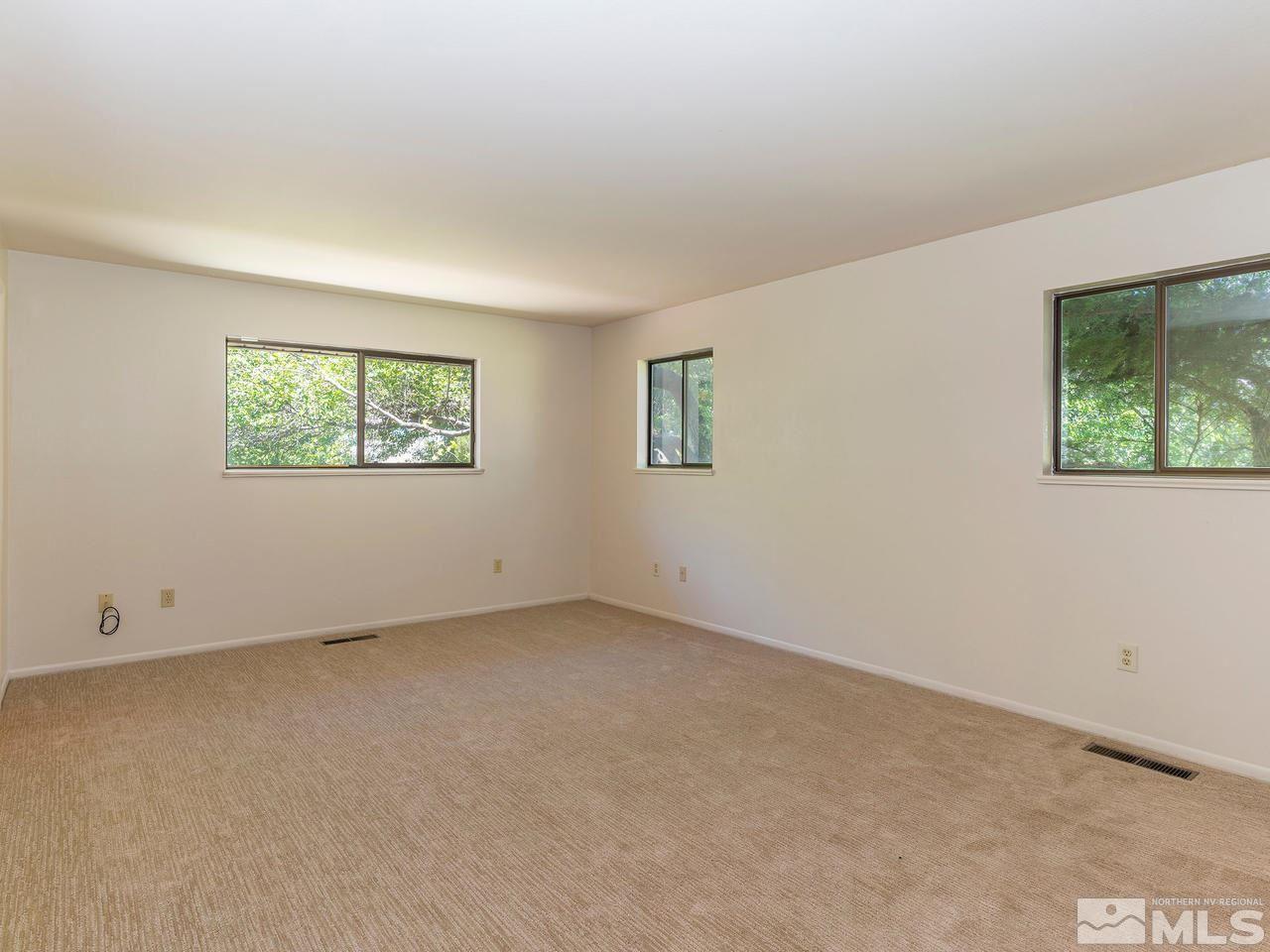 4135 Inwood Lane Reno, NV 89502 - Photo 10 of 19 Photo 10