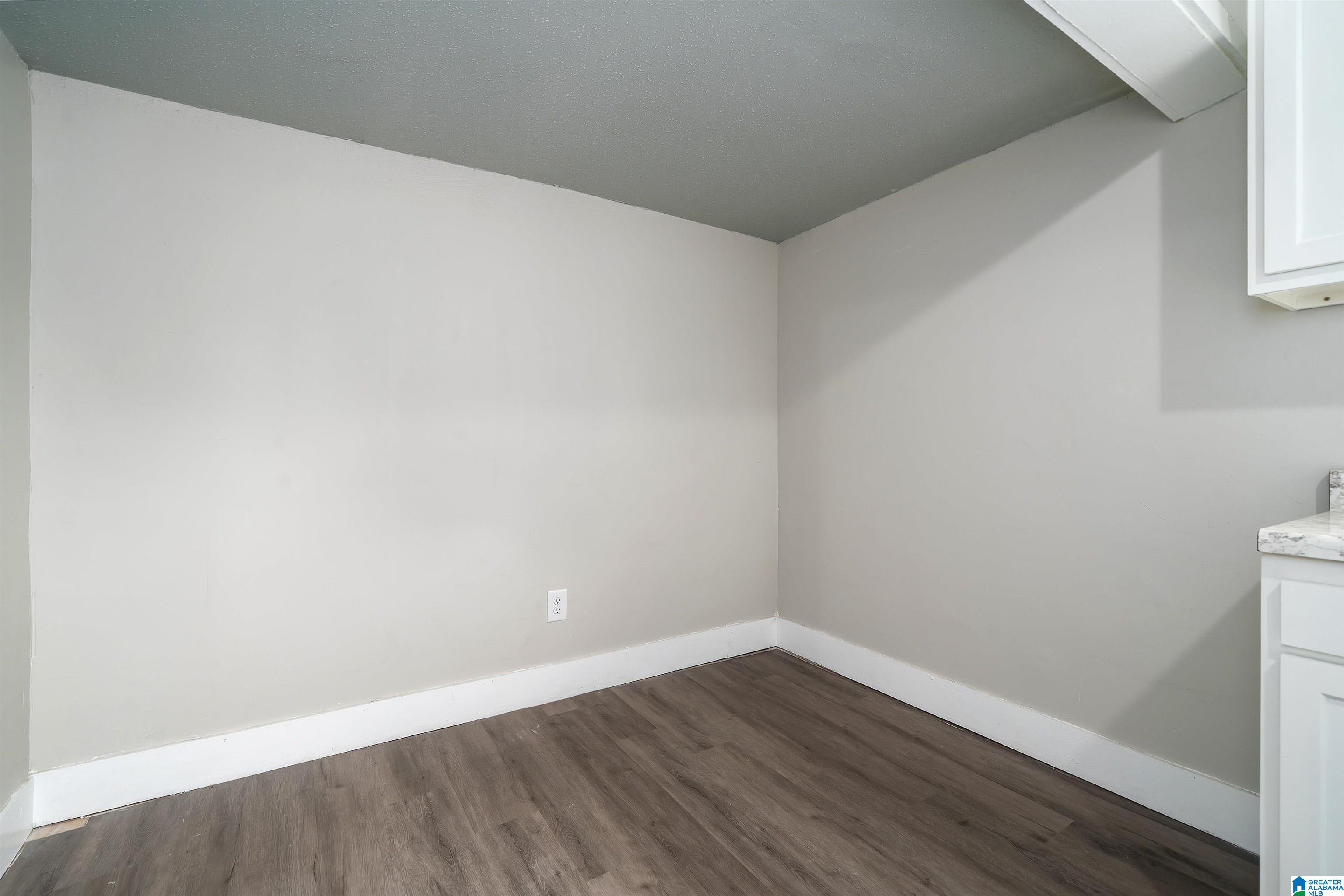 2129 Pike Road Birmingham, AL 35208 - Photo 11 of 24
