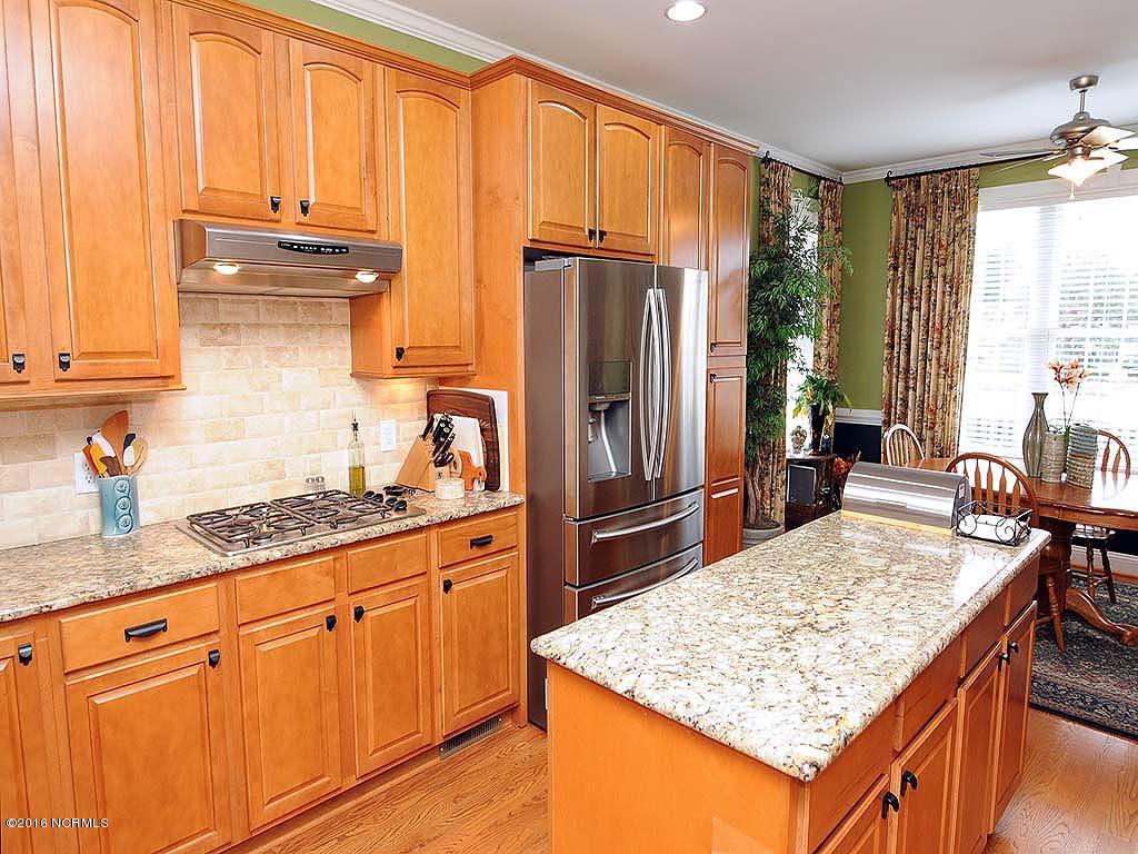 416 Rivage Promenade Wilmington, NC 28412 - Photo 18 of 51 Propane Gas Cooktop