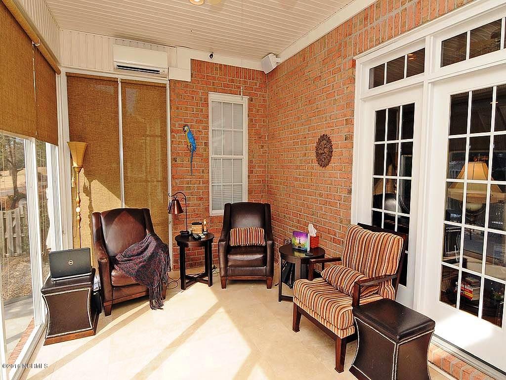 416 Rivage Promenade Wilmington, NC 28412 - Photo 22 of 51 Sunroom