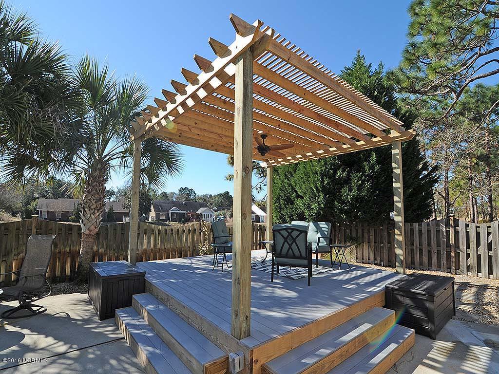 416 Rivage Promenade Wilmington, NC 28412 - Photo 40 of 51 backyard