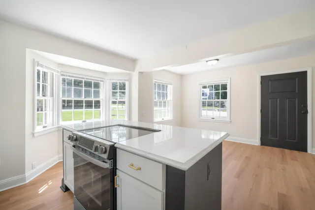 $299,999 | 8104 North 44th Street, Brown Deer, WI 53223