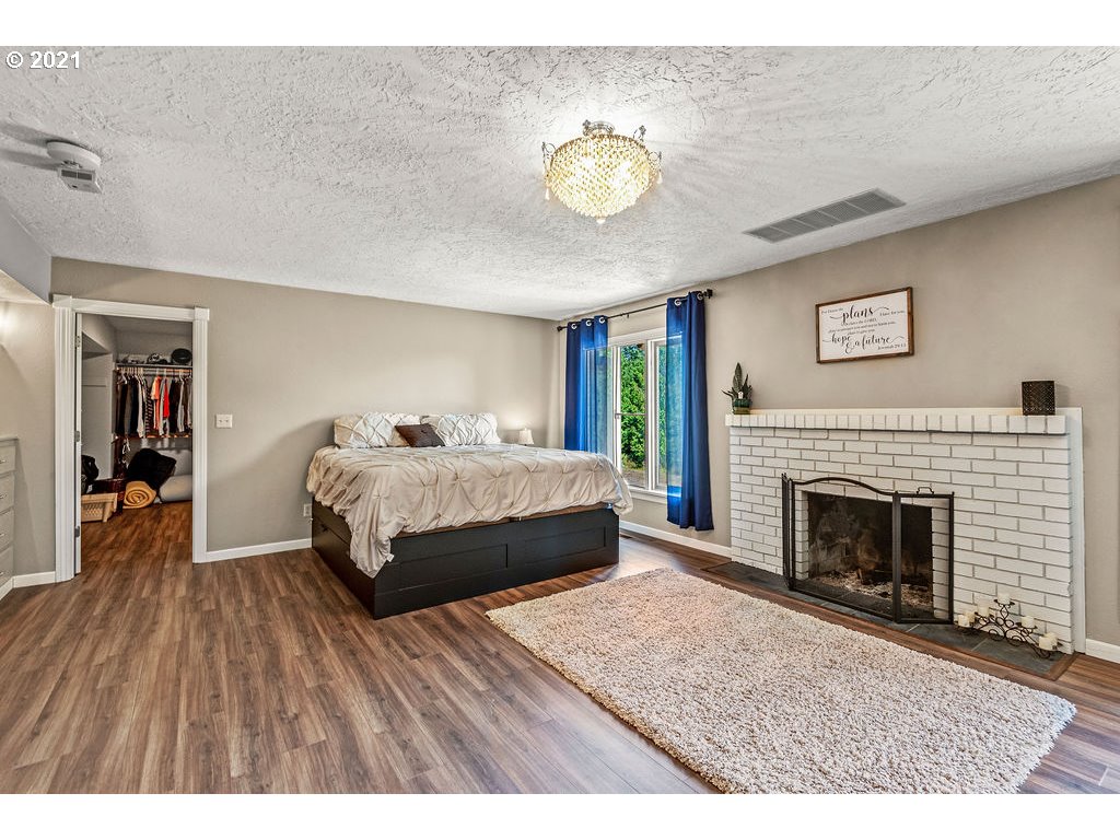 211 Walker Road Kelso, WA 98626 - Photo 19 of 32 Gallery Image 19