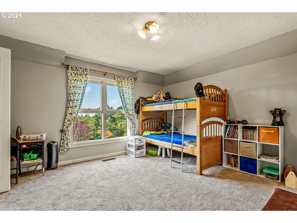 211 Walker Road Kelso, WA 98626 - Photo 25 of 32 Gallery Image 25