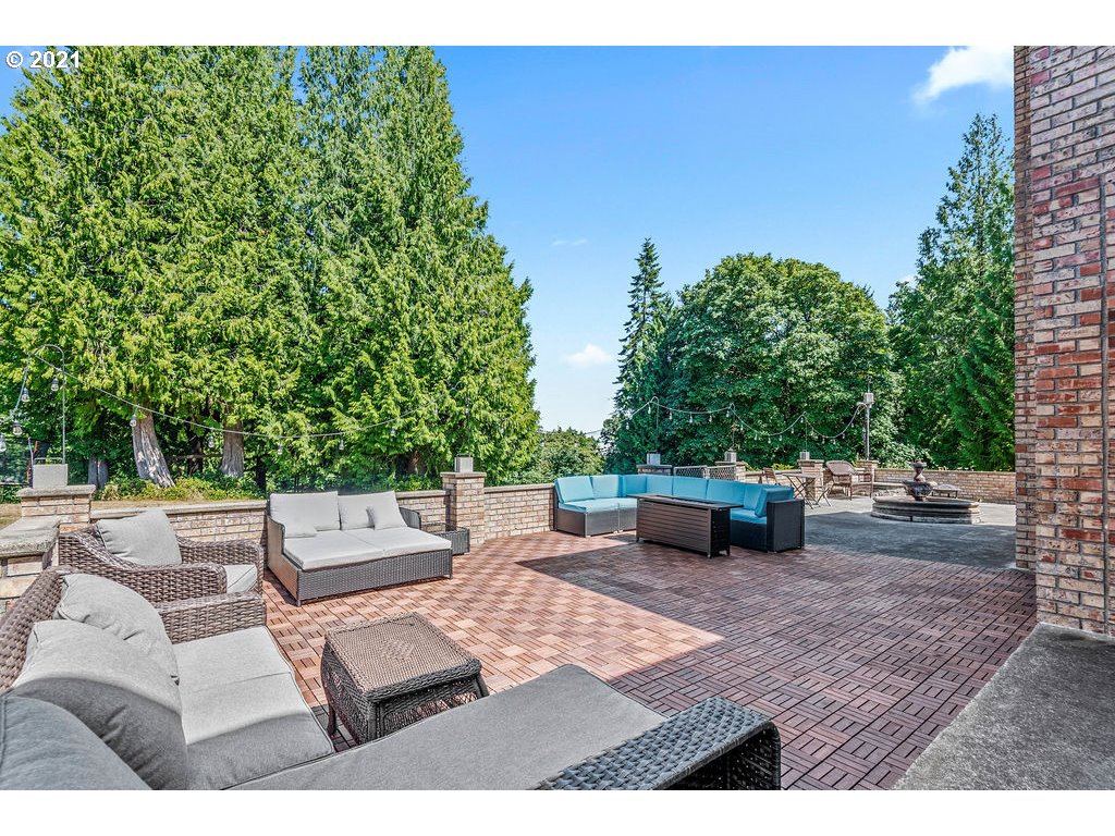 211 Walker Road Kelso, WA 98626 - Photo 29 of 32 Gallery Image 29