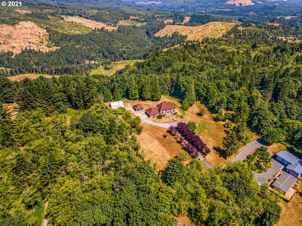 211 Walker Road Kelso, WA 98626 - Photo 4 of 32 Gallery Image 4