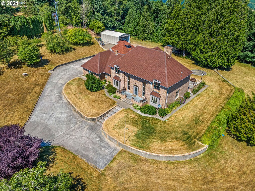 211 Walker Road Kelso, WA 98626 - Photo 5 of 32 Gallery Image 5