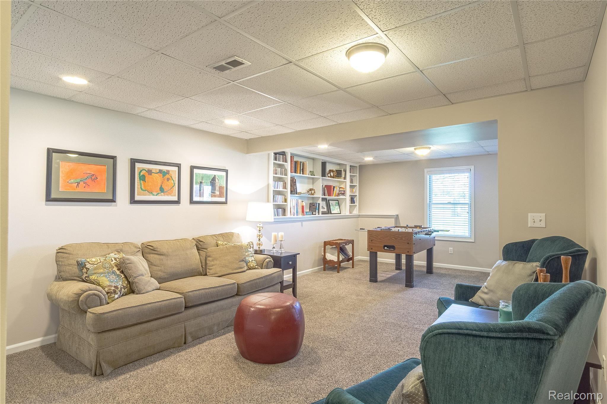 6440 Lahring Road Gaines, MI 48436 - Photo 30 of 48 Interiors (44 of 53).jpg