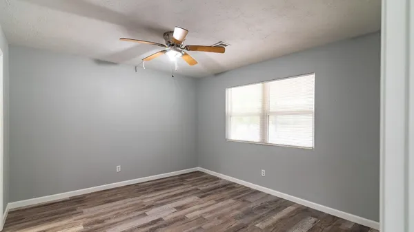 $2,000 | 2036 County Road 3434N North, Cleveland, TX 77327