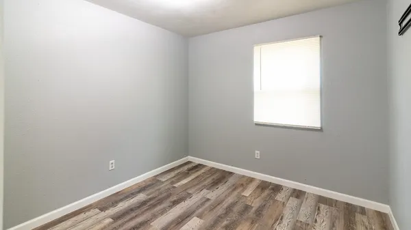 $2,000 | 2036 County Road 3434N North, Cleveland, TX 77327