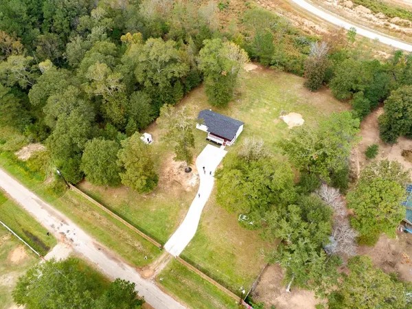 $2,000 | 2036 County Road 3434N North, Cleveland, TX 77327