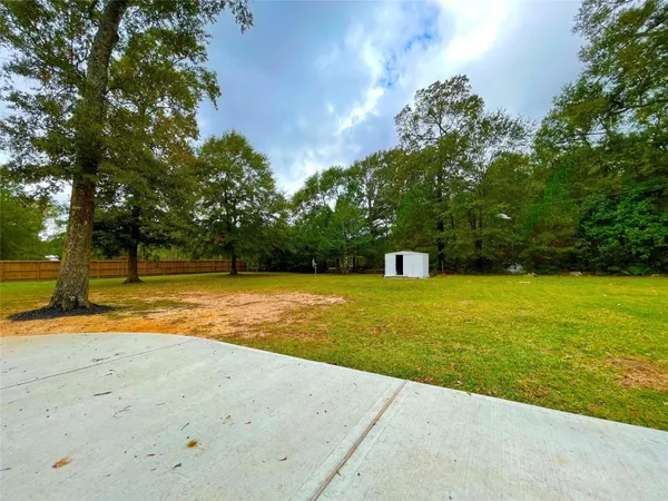 $2,000 | 2036 County Road 3434N North, Cleveland, TX 77327