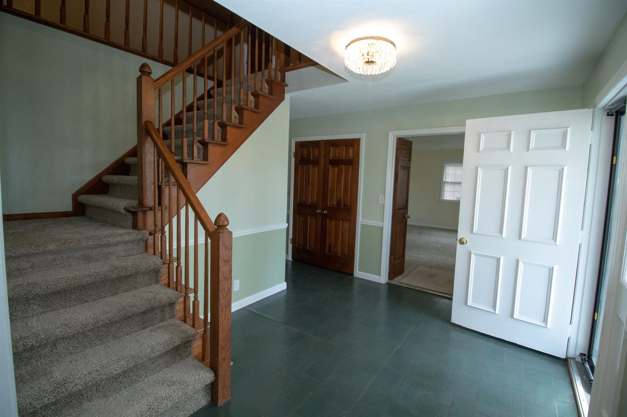 17441 Darden Road South Bend, IN 46635 - Photo 2 of 33 Gallery Image 2